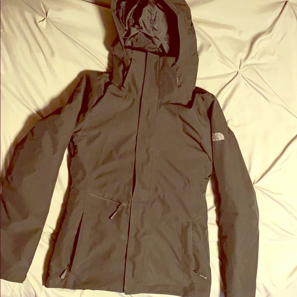 Womens 2 in 1 Northface dryvent jacket